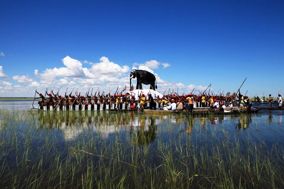 This is the Kuomboka festival, the word itself in the Lozi language is said to mean "to get out... [Photo of the day - June 2012]