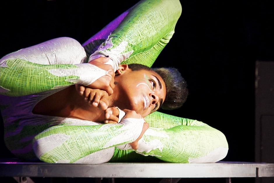 Las Vegas, NV, USA: A young contortionist demonstrates her skills at the contortion convention.... [Photo of the day - July 2012]