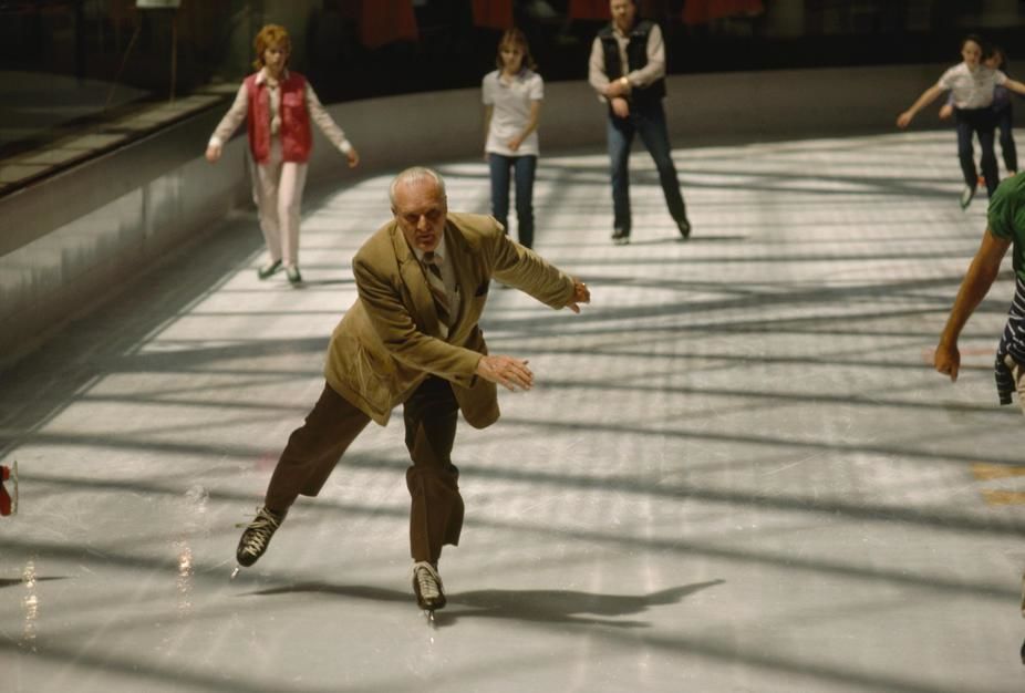 An elderly ice skater at the Galleria Mall, Dallas, Texas. USA. [Photo of the day - September 2011]