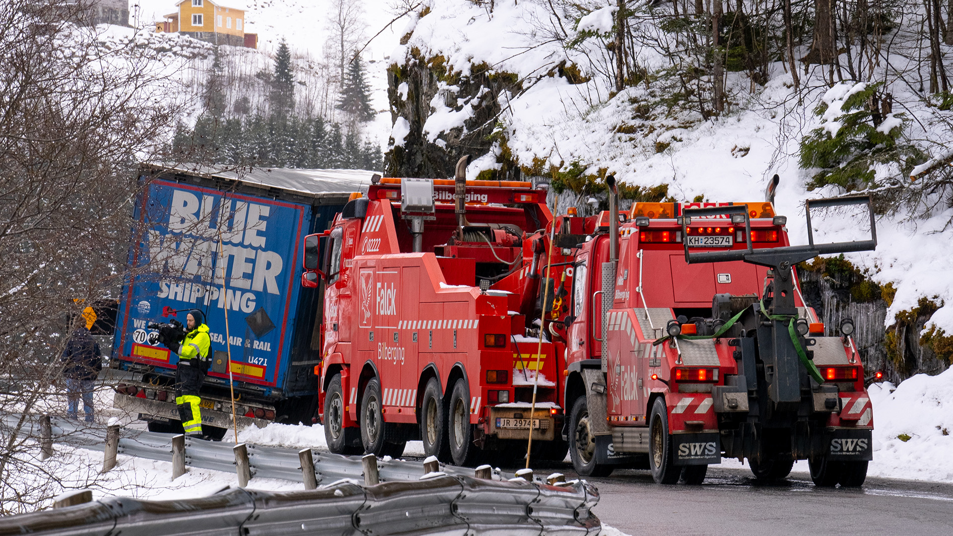 A 22-ton truck carrying concrete is stuck on a narrow, winding road. The wheels are in the... [Photo of the day - February 2023]