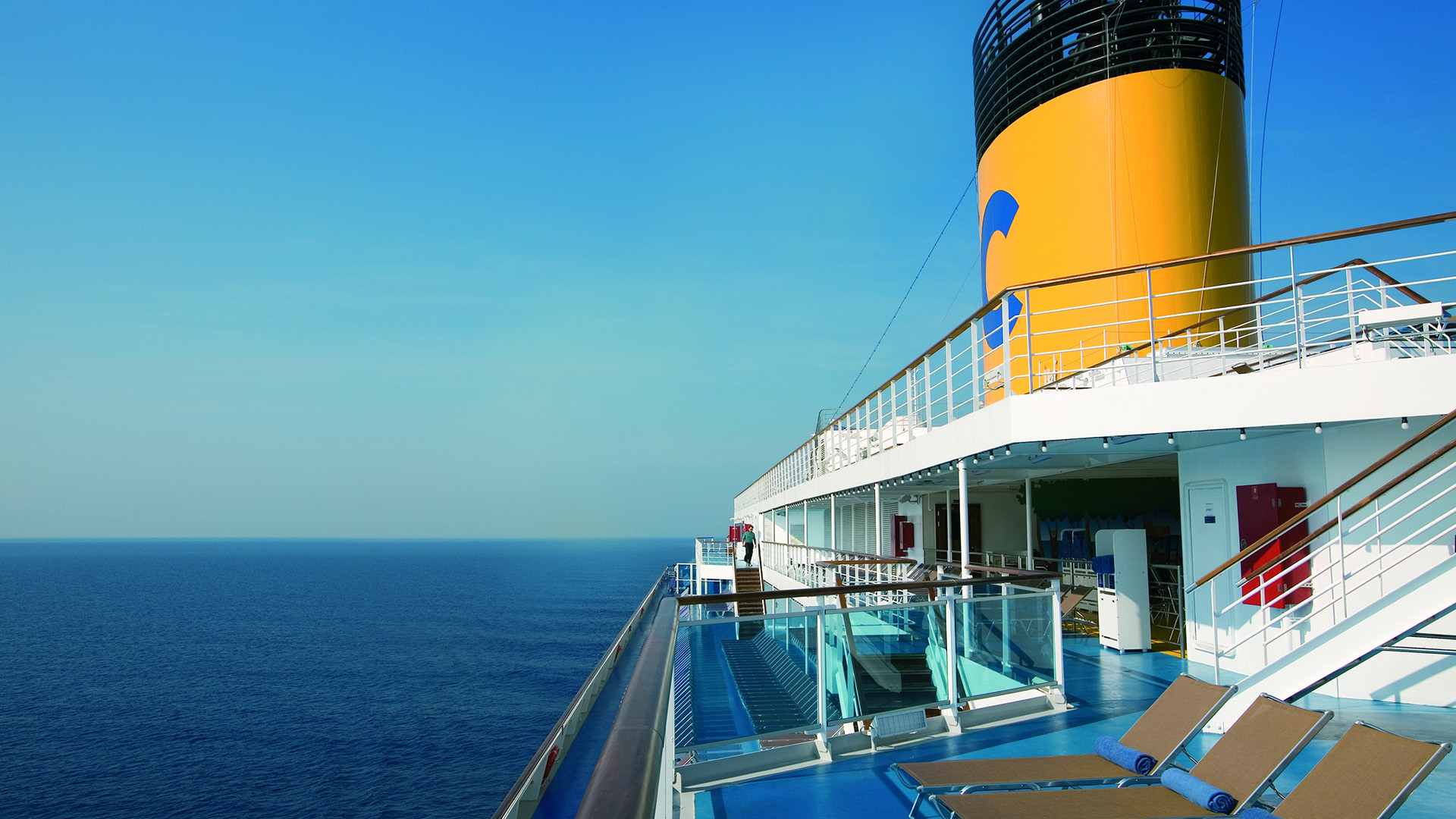 A view of an outside deck. This is from Cruise Ship Diaries. [Photo of the day - May 2023]