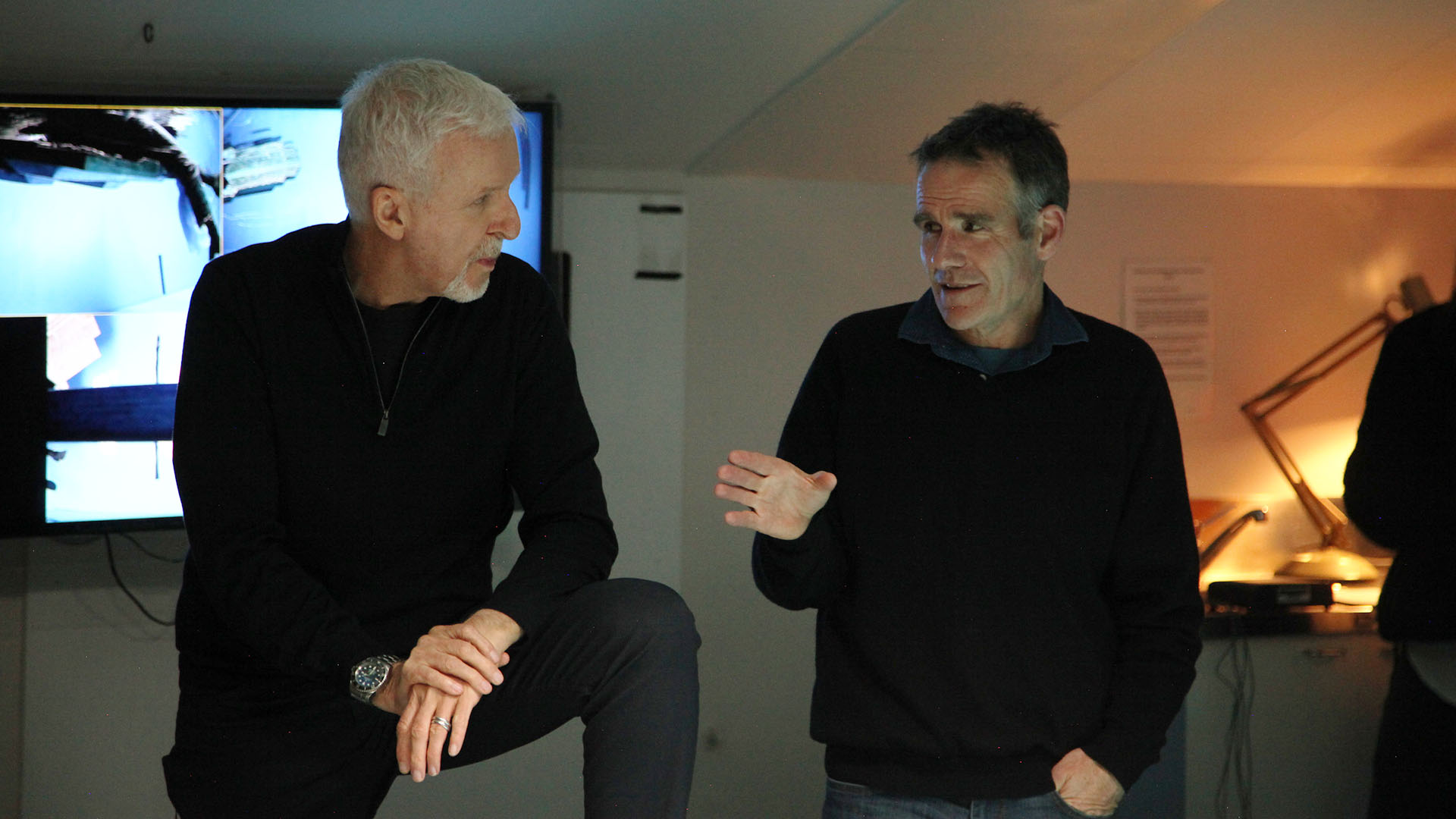 James Cameron discusses the impact of hypothermia on the human body with Dr. Jim Cotter at The... [Photo of the day - July 2023]