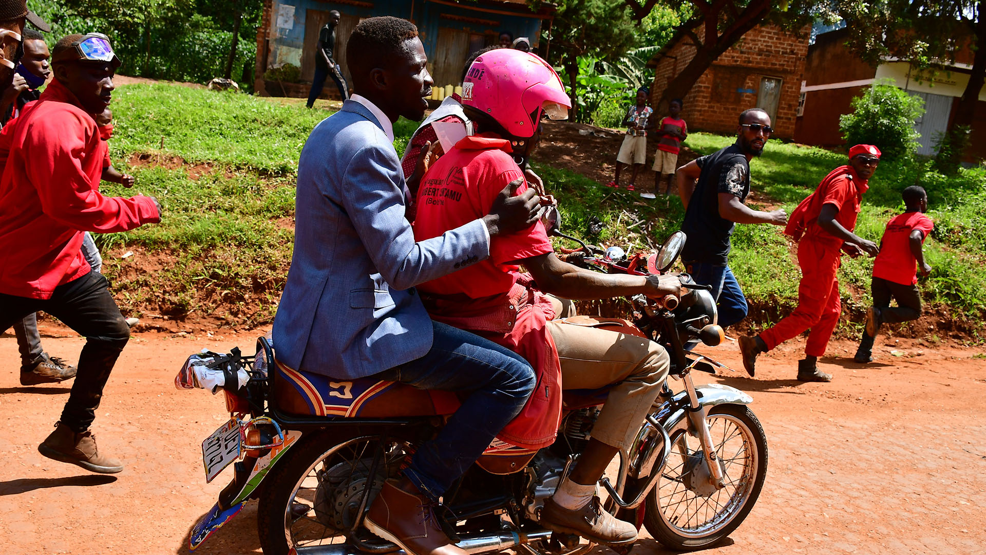 Bobi Wine decides to travel to a campaign location in Kayunga District by motorbike. The Ugandan... [Photo of the day - October 2023]
