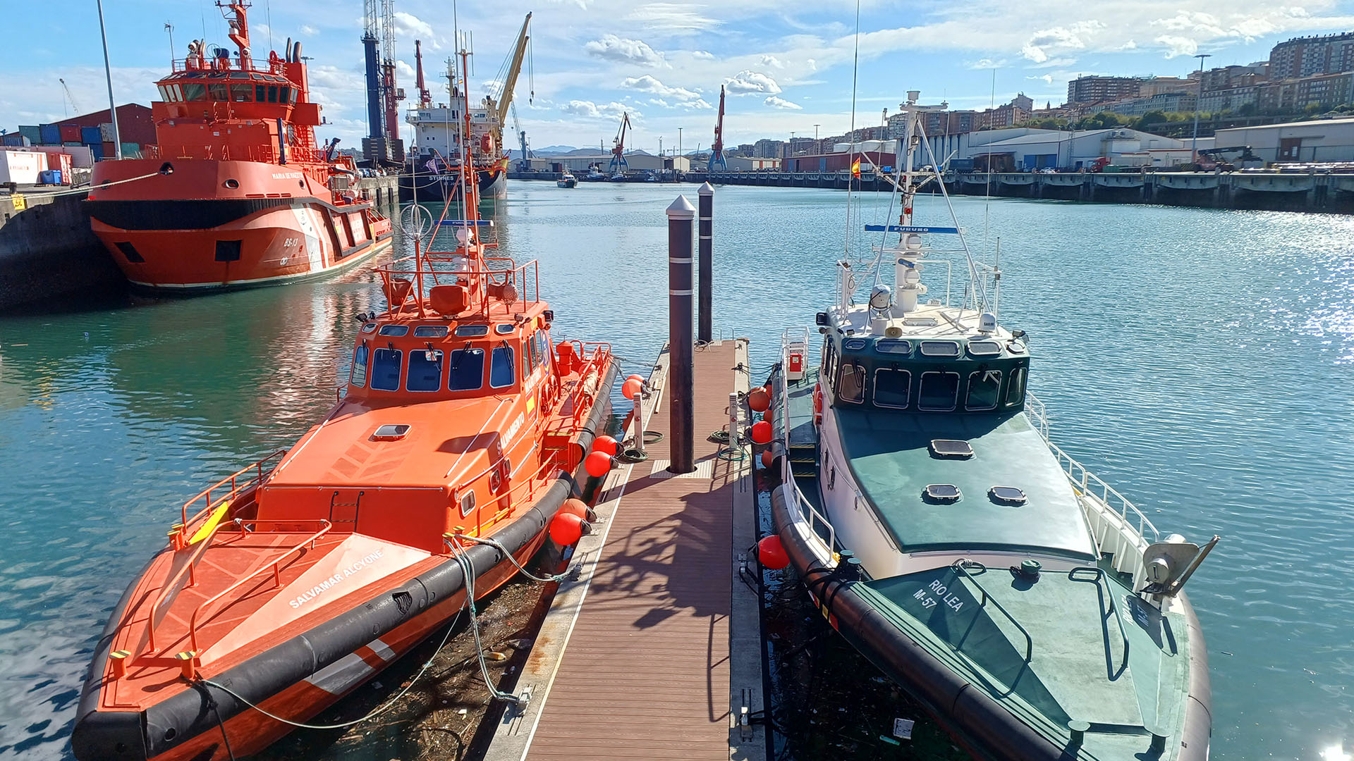 Maritime rescue boats and civil guard. This is from Border Protection: Spain [Photo of the day - October 2023]