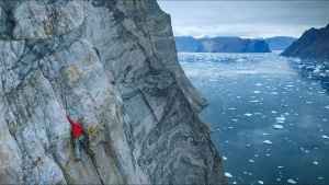 Alex Honnold climbs with mountains... [Photo of the day - 23 FEBRUARY 2024]
