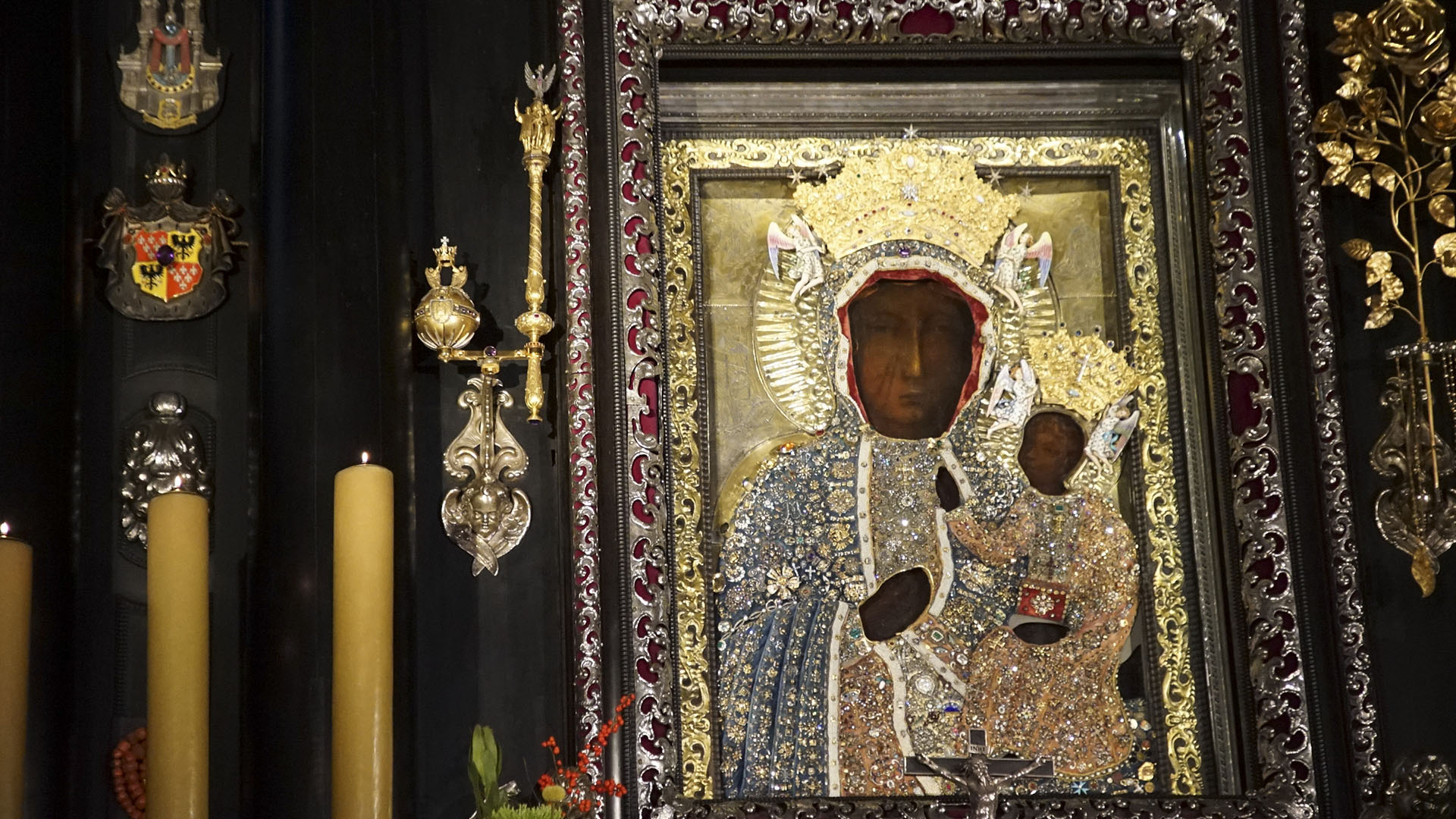 The painting of "Our Lady of Cz?stochowa" which sits at the heart of Jasna Gora Monastery,... [Photo of the day - September 2024]