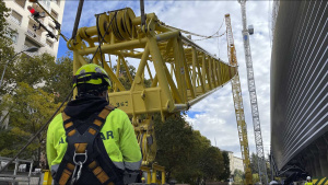 Thord attaching chains to the truck... [Photo of the day - 31 OCTOBER 2024]