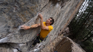 Looking down on Alex Honnold as he... [Photo of the day - 25 ديسمبر 2024]