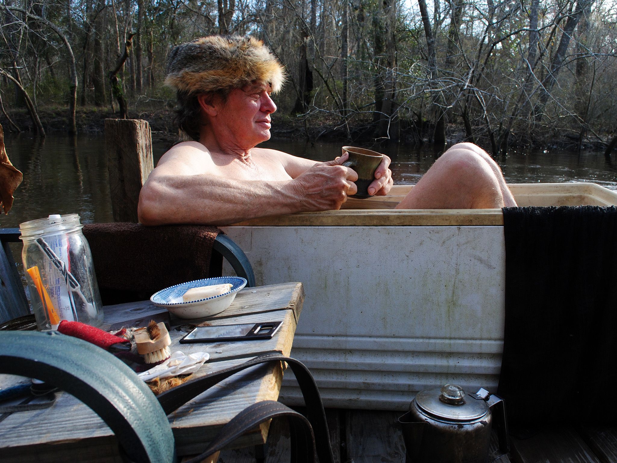 Valdosta, GA, USA: Colbert relaxes in his homemade bath tub. This image is from Live Free or Die. [Photo of the day - December 2014]