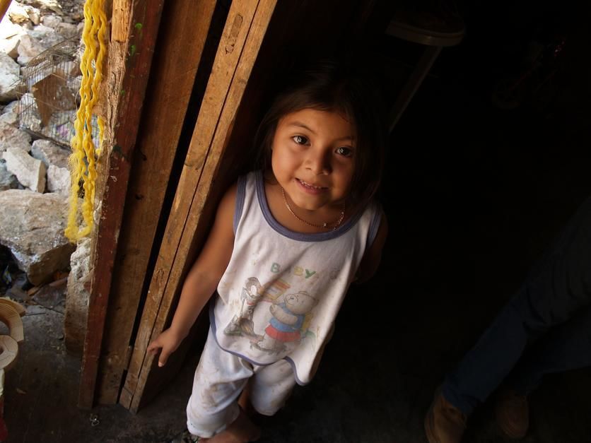 فتاة صغيرة تنتمي إلى حضارة المايا في شبة جزيرة يوكتان [Photo of the day - مايو 2011]