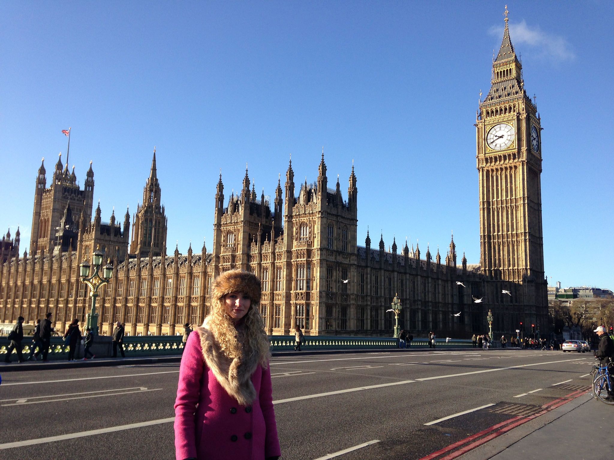 Westminster, London, UK: Suzannah in Westminster, where William Wallace's journey to his... [Photo of the day - October 2016]