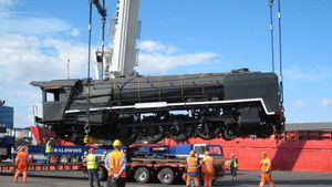 100 tonne train photo