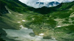 جبال القوقاز الحد العظيم صورة