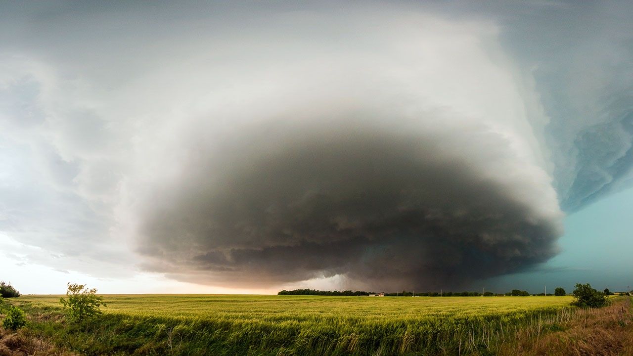 Behind the Disaster Photos - Inside the Mega Twister - National ...