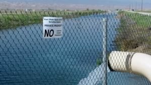 A Water & Power: California Heist photo