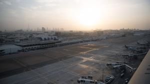 مجموعة من أفضل حلقات برنامج مطار دبي الدولي صورة