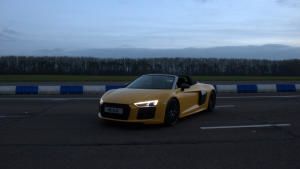Audi R8 photo