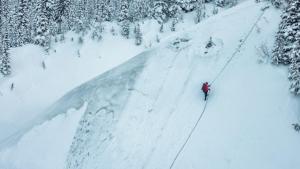 مغامرة سيمي لو في جبال روكي الكندية صورة