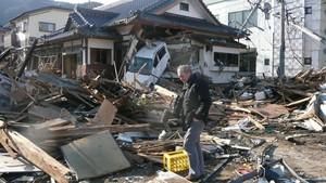 Japan Tsunami: How It Happened show