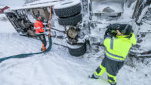 Ice Road Rescue: Highway Havoc Comp show
